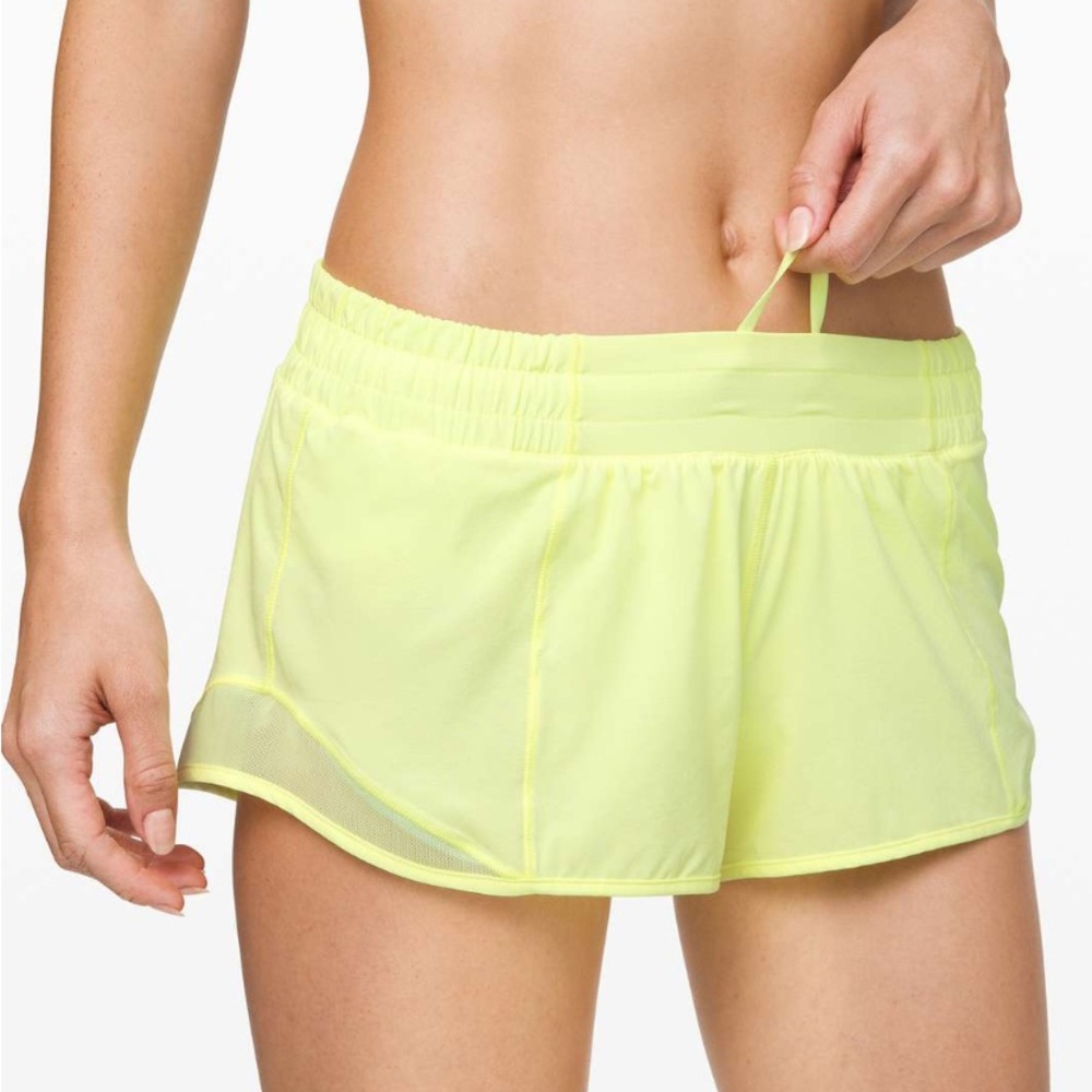 hotty hot 2.5 Shorts butter yellow